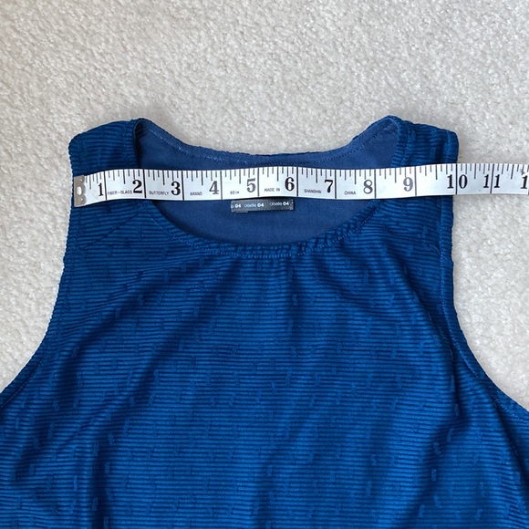 Oiselle Rabbit tank - Picture 6 of 7